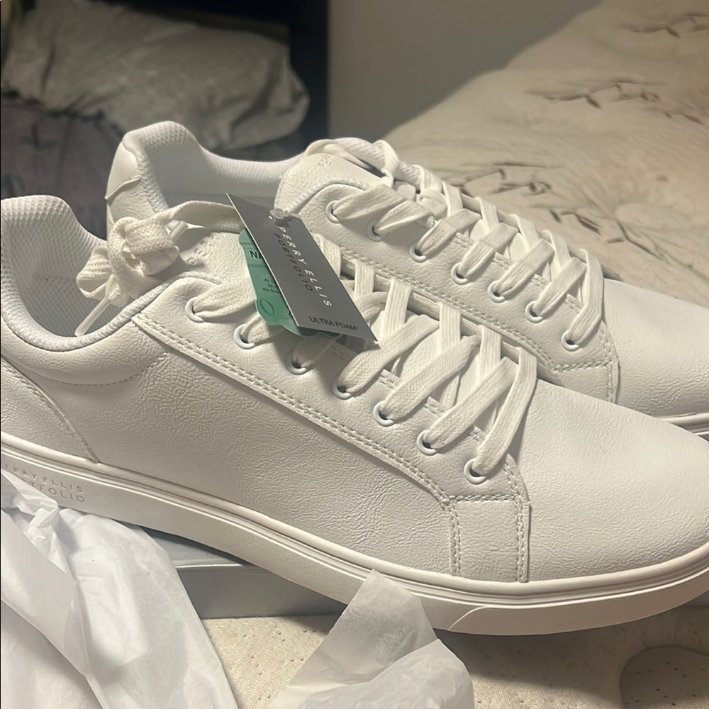 Perry Ellis White Ultrafoam Sneakers